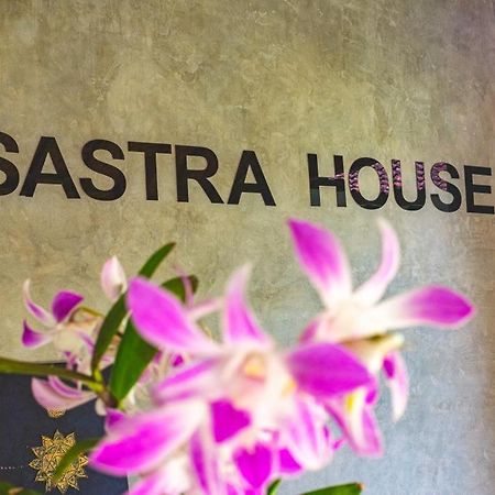Sastra Ubud House エクステリア 写真