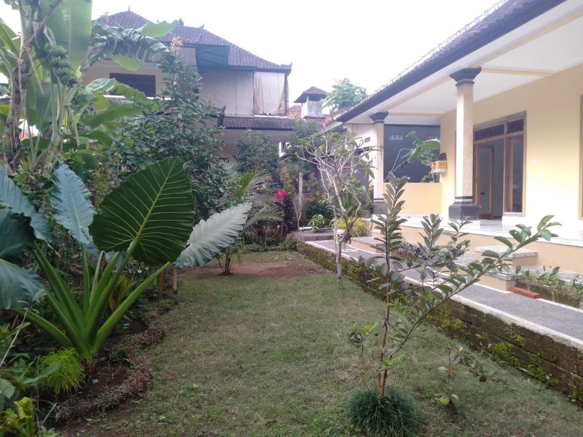 Sastra Ubud House エクステリア 写真